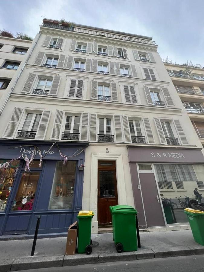 Modern Appartement W/ Tour Eiffel View In The 7Th Париж Екстериор снимка